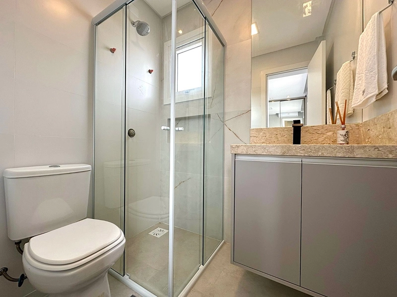 2 dormitórios com suíte, mobiliado e decorado! 48x direto com o proprietário.: 17ª foto da galeria de imagens do imóvel