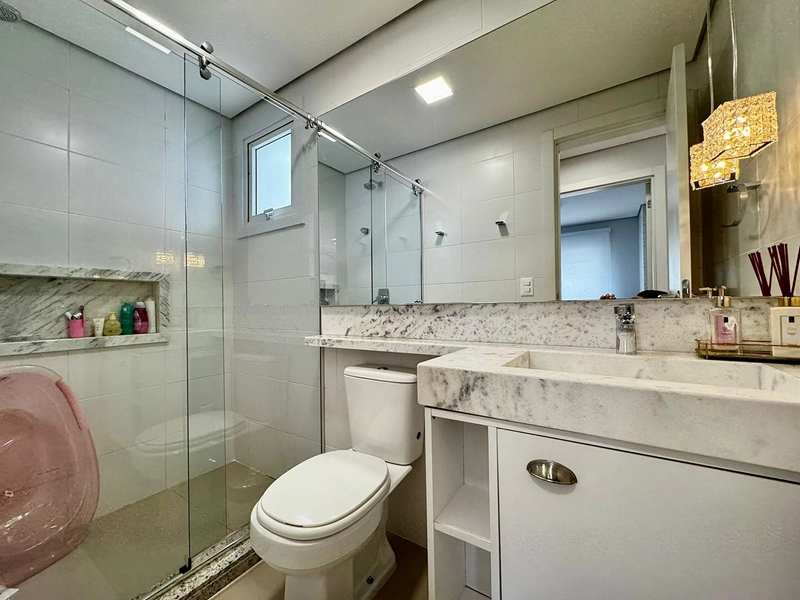 Apartamento de 2 dormitórios de frente no último andar no bairro Navegantes.: 21ª foto da galeria de imagens do imóvel