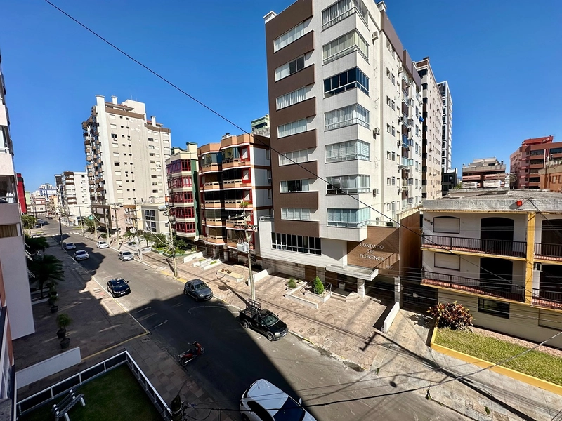 SACADA DE FRENTE JUNTO A PRAÇA FLÁVIO BOIANOWISK!!: 7ª foto da galeria de imagens do imóvel