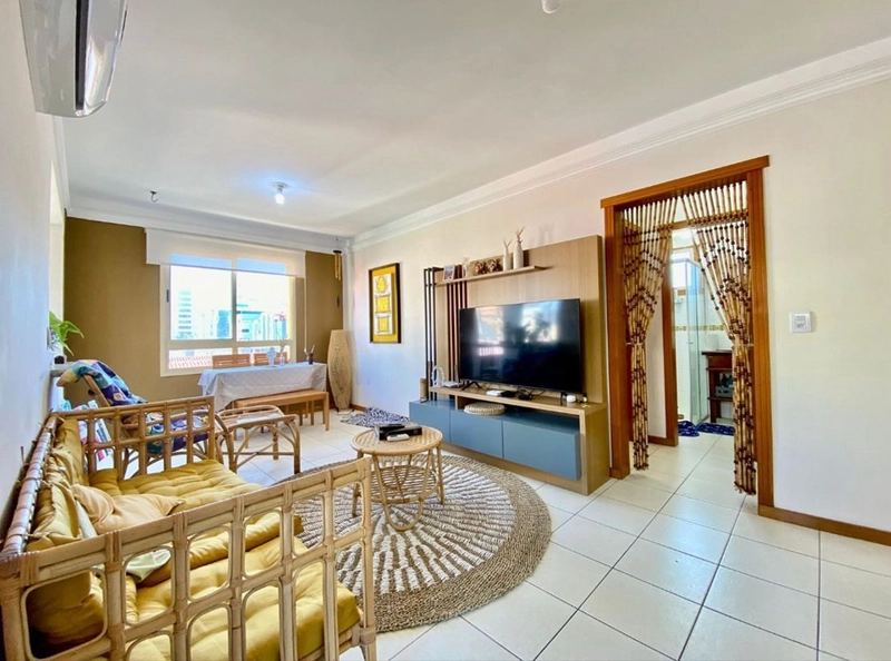 2 dormitório junto a praça Flávio Boianovisk!: 1ª foto da galeria de imagens do imóvel