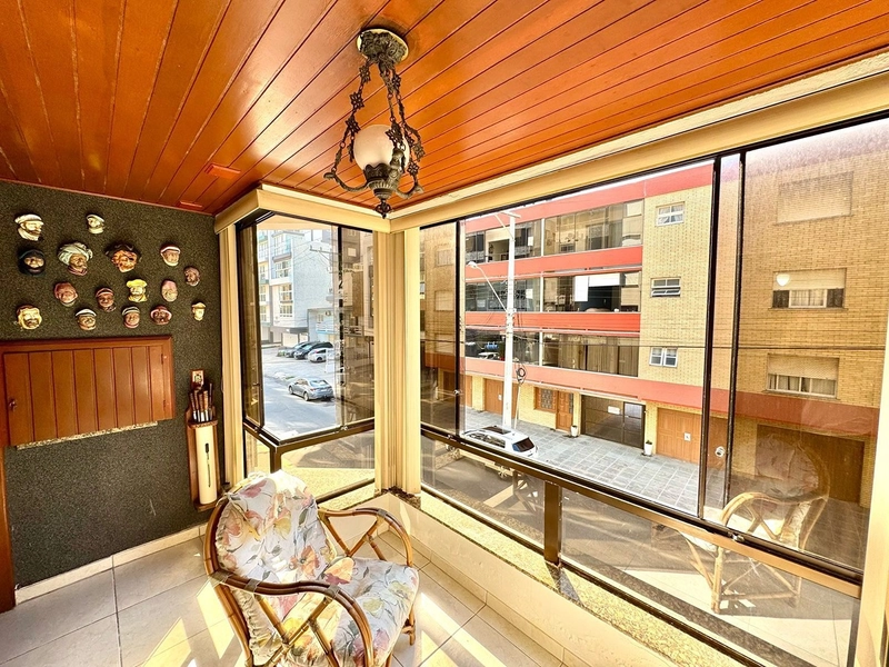 2 DORMITÓRIO MOBILIADO DE FRENTE PARA A PRAÇA FLÁVIO BOIANOVSKI: 1ª foto da galeria de imagens do imóvel