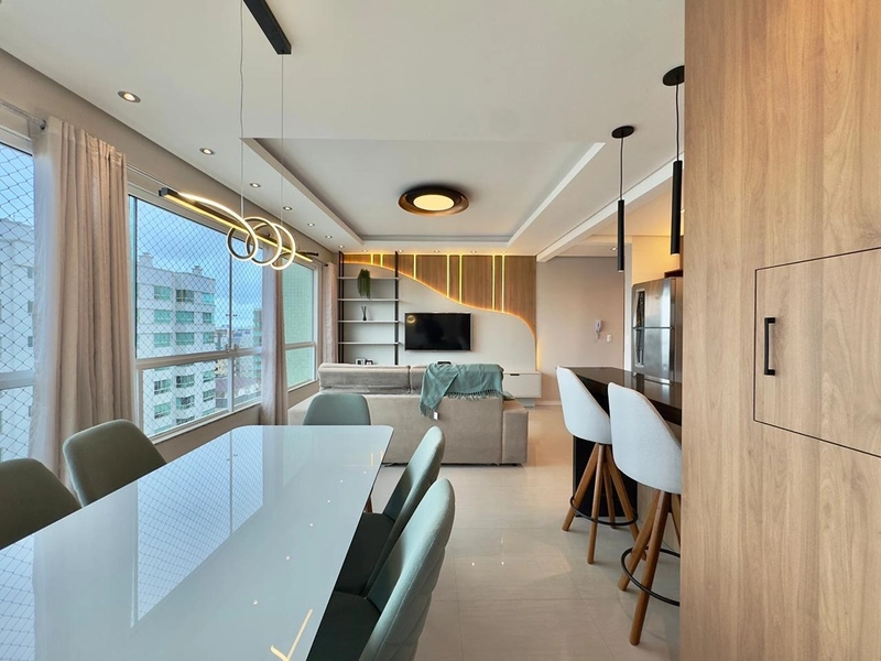 MOBILIADO E DECORADO DE FRENTE PARA PRAÇA!!: 1ª foto da galeria de imagens do imóvel