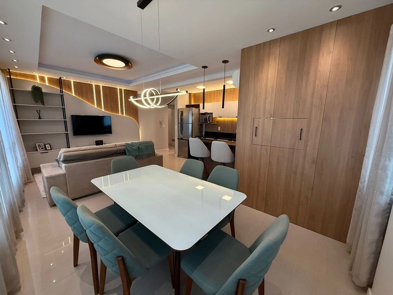 MOBILIADO E DECORADO DE FRENTE PARA PRAÇA!!: 14ª foto da galeria de imagens do imóvel