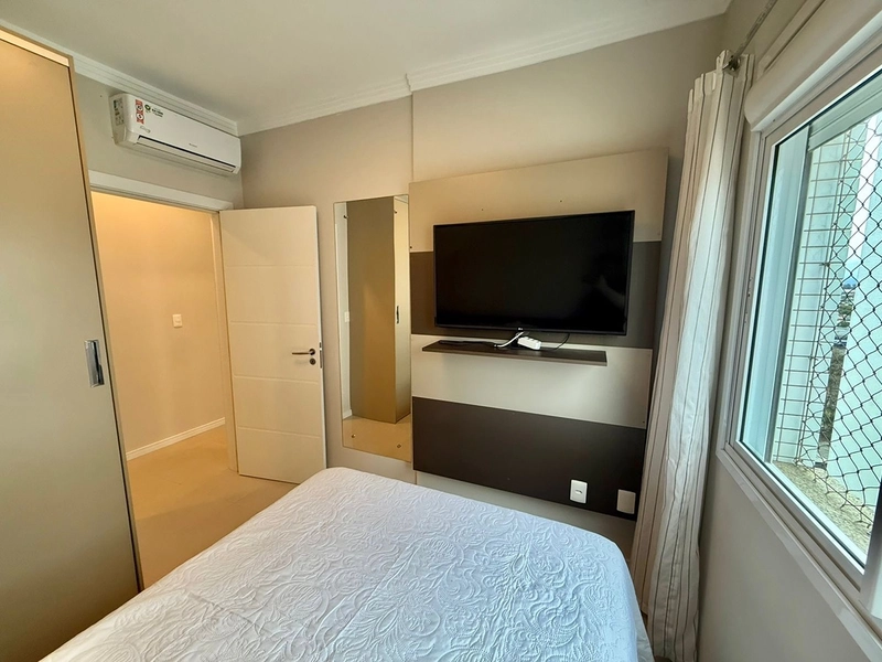 MOBILIADO E DECORADO DE FRENTE PARA PRAÇA!!: 18ª foto da galeria de imagens do imóvel