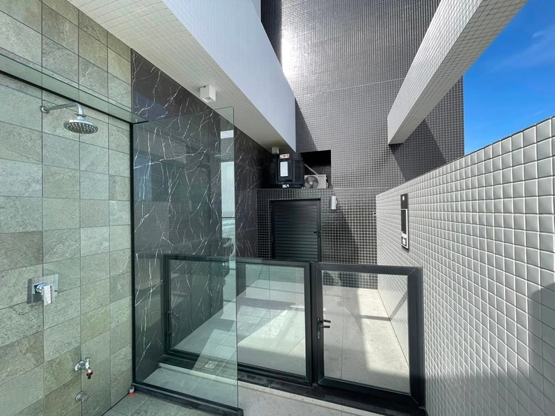 UM APARTAMENTO, UM ANDAR, UM MAR INTEIRO AOS SEUS PÉS.: 69ª foto da galeria de imagens do imóvel