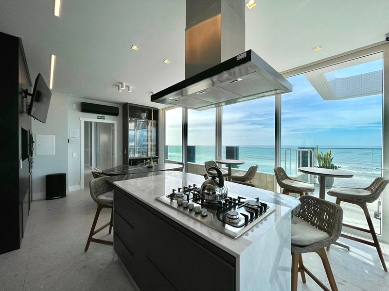 UM APARTAMENTO, UM ANDAR, UM MAR INTEIRO AOS SEUS PÉS.: 55ª foto da galeria de imagens do imóvel