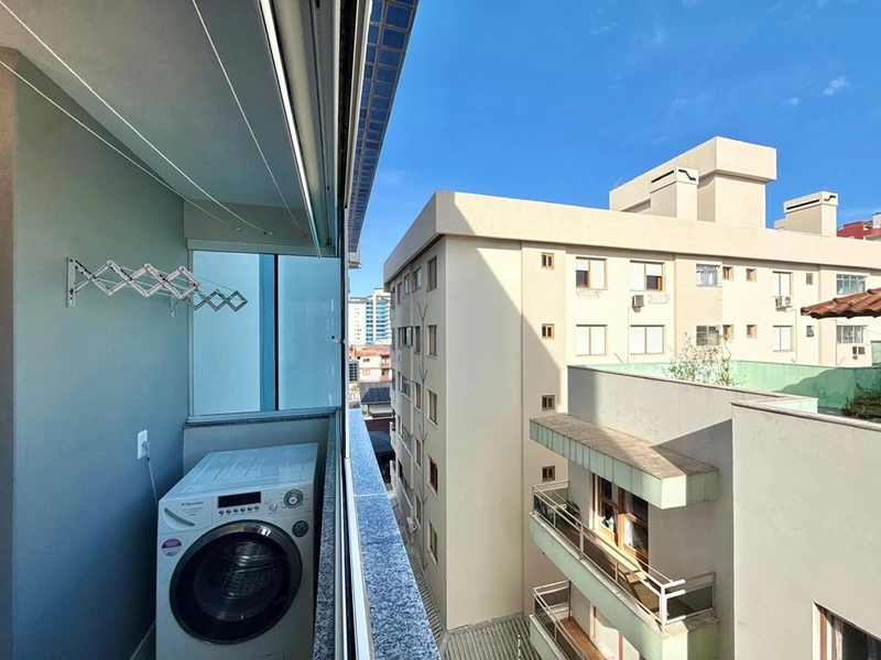 MOBILIADO NO CENTRO, A 2 QUADRAS DO MAR!: 13ª foto da galeria de imagens do imóvel