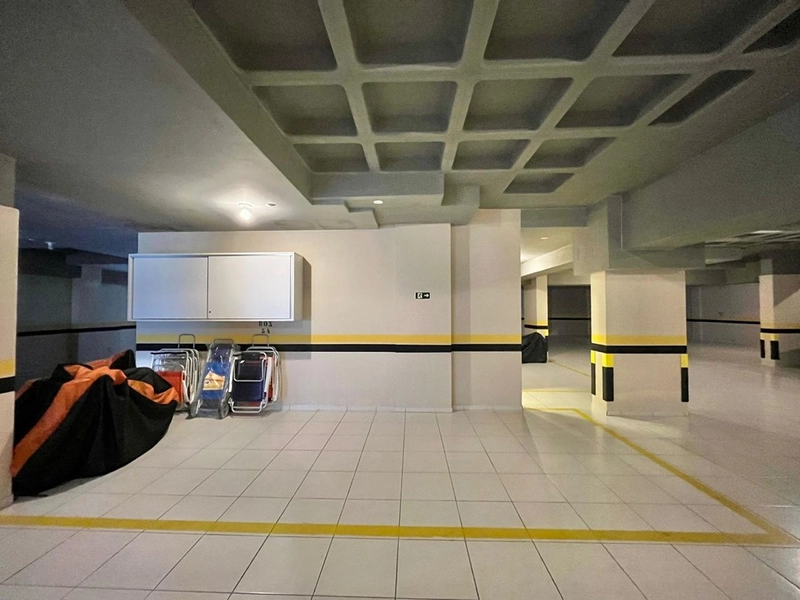 3 dormitórios com duas vagas finamente decorado em frente e praça da igreja Luterana: 27ª foto da galeria de imagens do imóvel