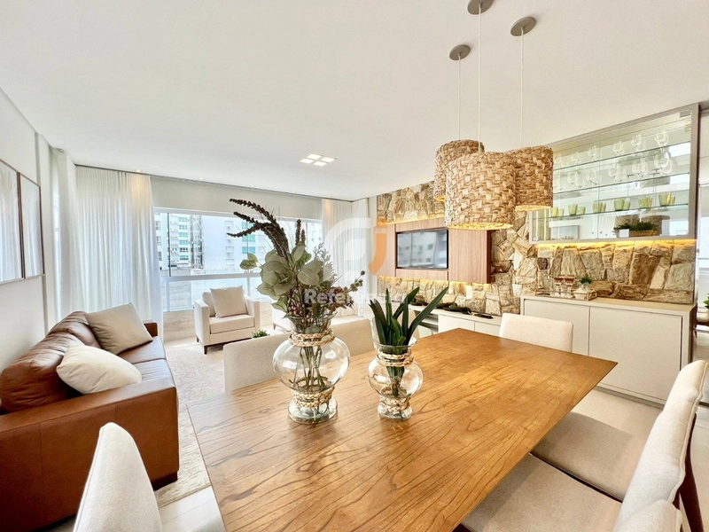 Imóvel: 2ª foto da galeria de imagens do imóvel