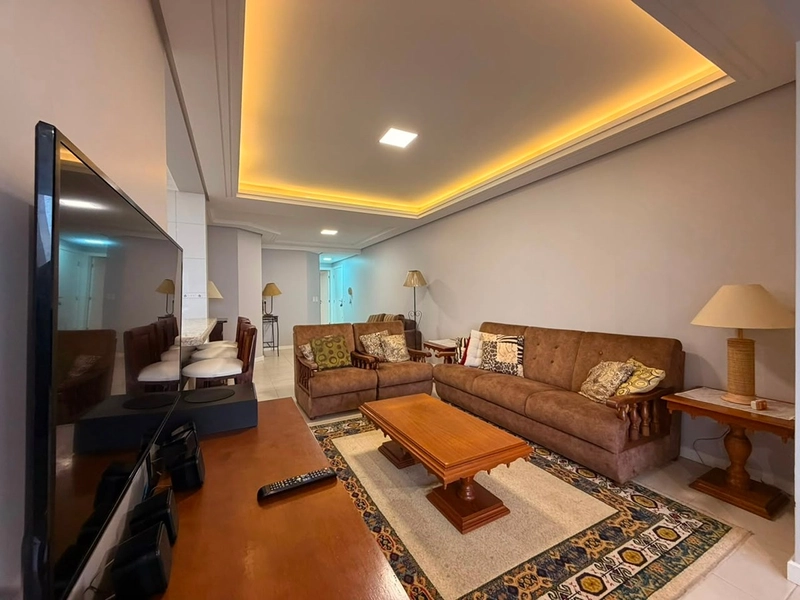 APARTAMENTO À BEIRA MAR | VISTA DESLUMBRANTE PARA O MAR EM CAPÃO DA CANOA 🌊✨: 2ª foto da galeria de imagens do imóvel