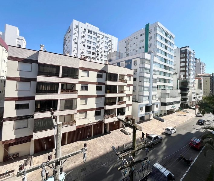 Próximo a Praça Luiz Bassani! : 13ª foto da galeria de imagens do imóvel