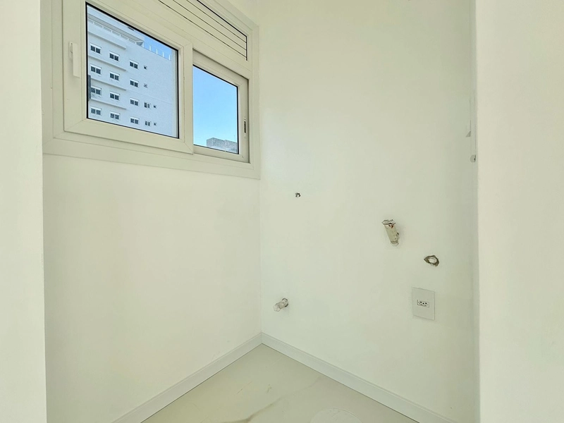 Oportunidade, 2 dormitórios com suíte por preço de 1 dormitório. De frente no centro com infraestrutura no Rooftop.: 6ª foto da galeria de imagens do imóvel