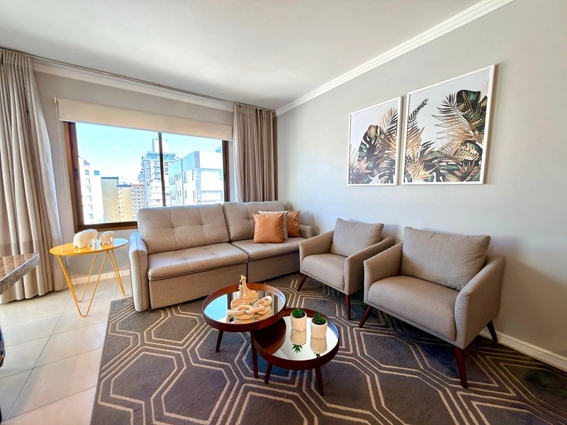 1 DORMITÓRIO, SACADÃO DE FRENTE NA NAVEGANTES!: 2ª foto da galeria de imagens do imóvel