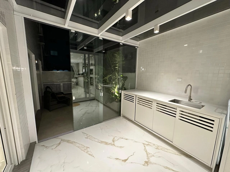 APARTAMENTO DE 3 DORMITÓRIOS DECORADO COM TERRAÇO NO BAIRRO NAVEGANTES!!: 4ª foto da galeria de imagens do imóvel