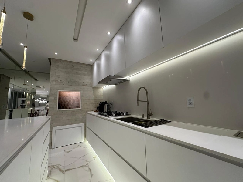 APARTAMENTO DE 3 DORMITÓRIOS DECORADO COM TERRAÇO NO BAIRRO NAVEGANTES!!: 11ª foto da galeria de imagens do imóvel