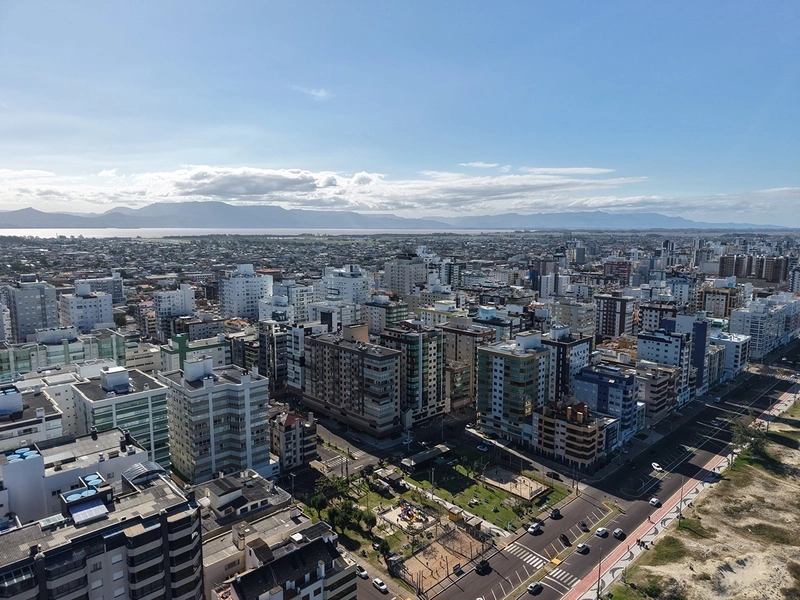 COBERTURA DE ALTO PADRÃO COM PISCINA PRIVATIVA E VISTA PARA O MAR E A SERRA: 45ª foto da galeria de imagens do imóvel