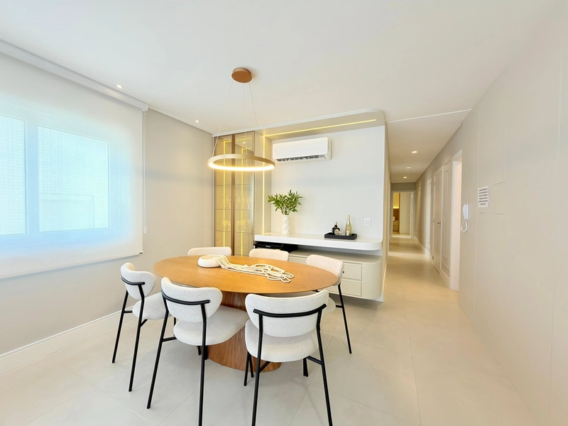 Novo! Finamente Mobiliado & Decorado!: 13ª foto da galeria de imagens do imóvel