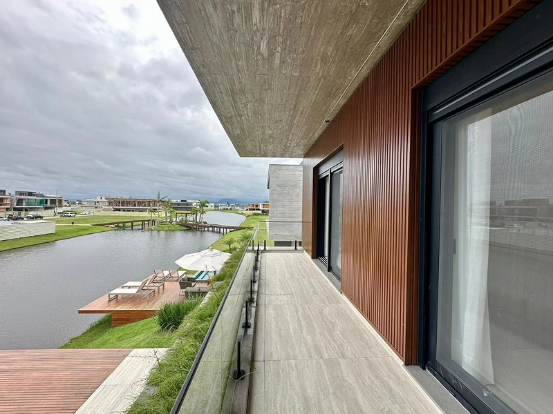 Sobrado Beira-lago: 31ª foto da galeria de imagens do imóvel