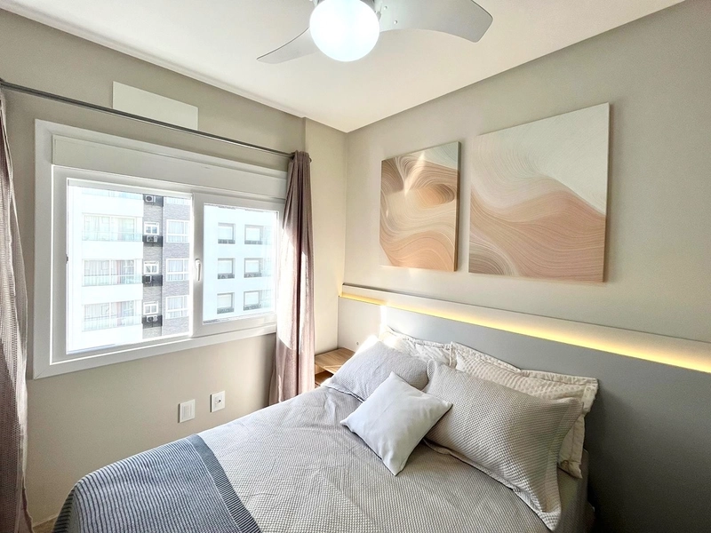 2 DORMITÓRIOS COM SUÍTE DE FRENTE NO BAIRRO MAIS NOBRE DE CAPÃO!: 9ª foto da galeria de imagens do imóvel