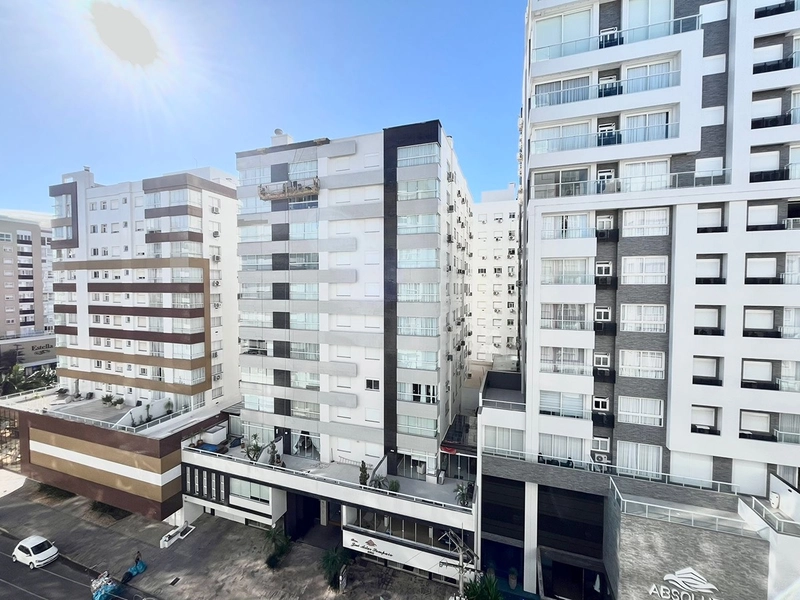 2 DORMITÓRIOS COM SUÍTE DE FRENTE NO BAIRRO MAIS NOBRE DE CAPÃO!: 4ª foto da galeria de imagens do imóvel