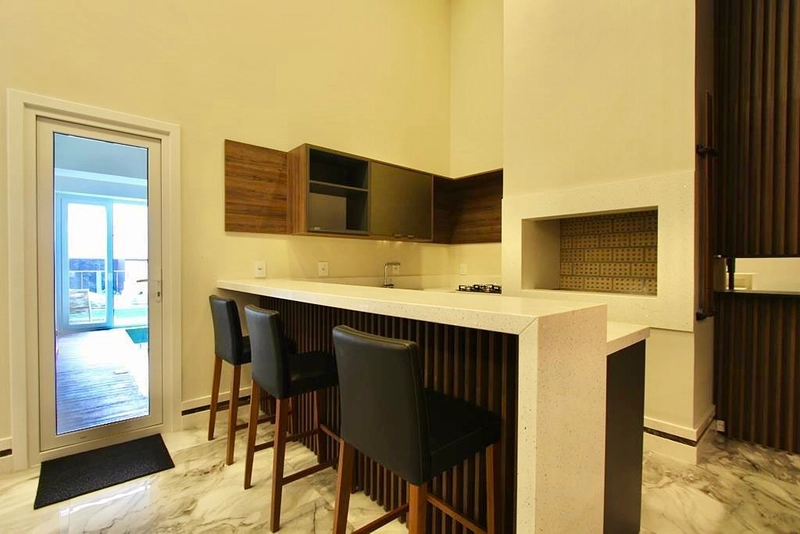 2 DORMITÓRIOS COM SUÍTE DE FRENTE NO BAIRRO MAIS NOBRE DE CAPÃO!: 15ª foto da galeria de imagens do imóvel