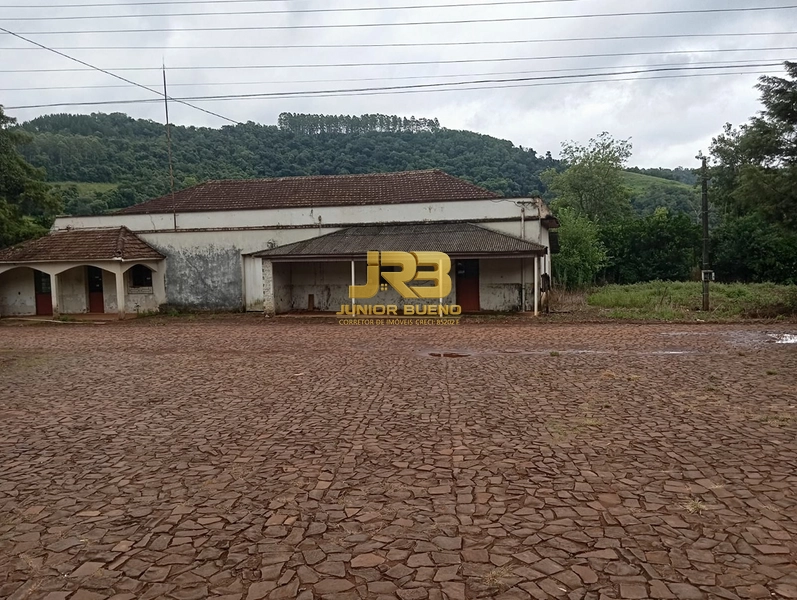 CASA E PONTO COMERCIAL A VENDA: 2ª foto da galeria de imagens do imóvel
