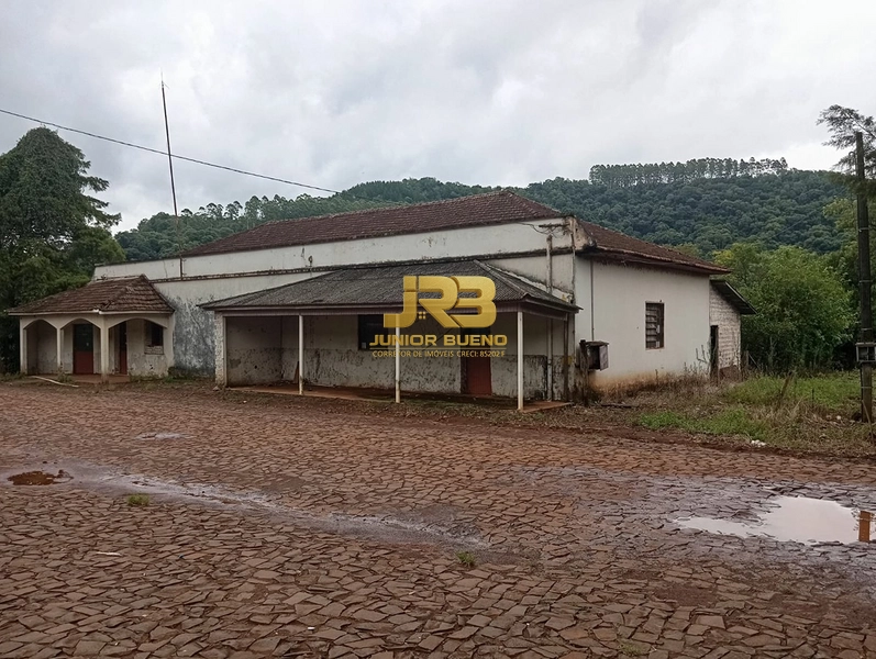 CASA E PONTO COMERCIAL A VENDA: 6ª foto da galeria de imagens do imóvel