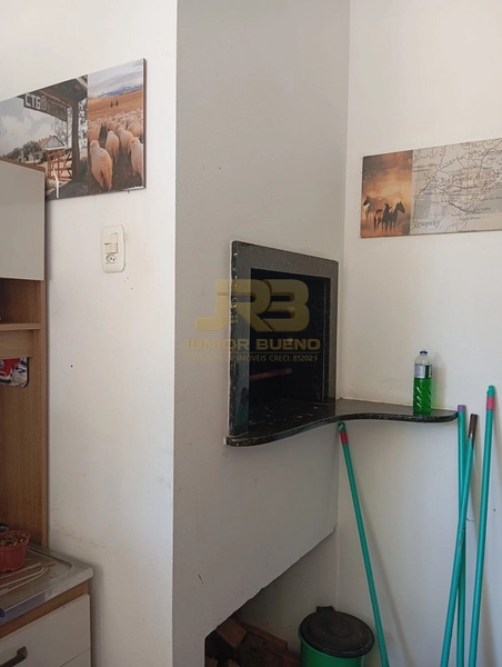 CASA À VENDA : 4ª foto da galeria de imagens do imóvel