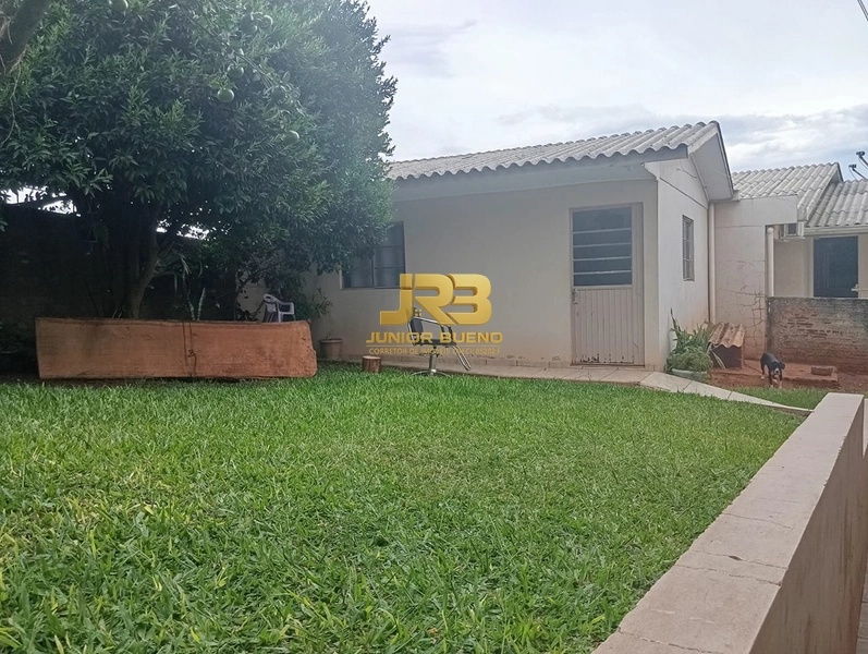 CASA MISTA DE ESQUINA COM EXCELENTE LOCALIZAÇÃO: 2ª foto da galeria de imagens do imóvel