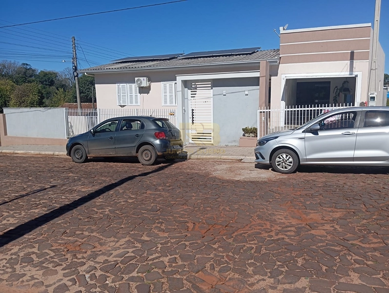 LINDA CASA COM 02 PAVIMENTOS: 13ª foto da galeria de imagens do imóvel