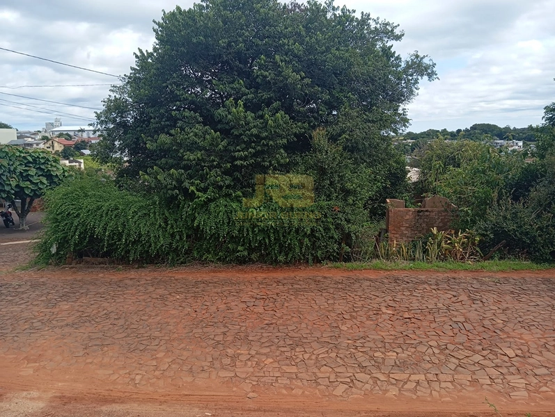 TERRENO DE 510m² COM CASA DE 75m²: 6ª foto da galeria de imagens do imóvel