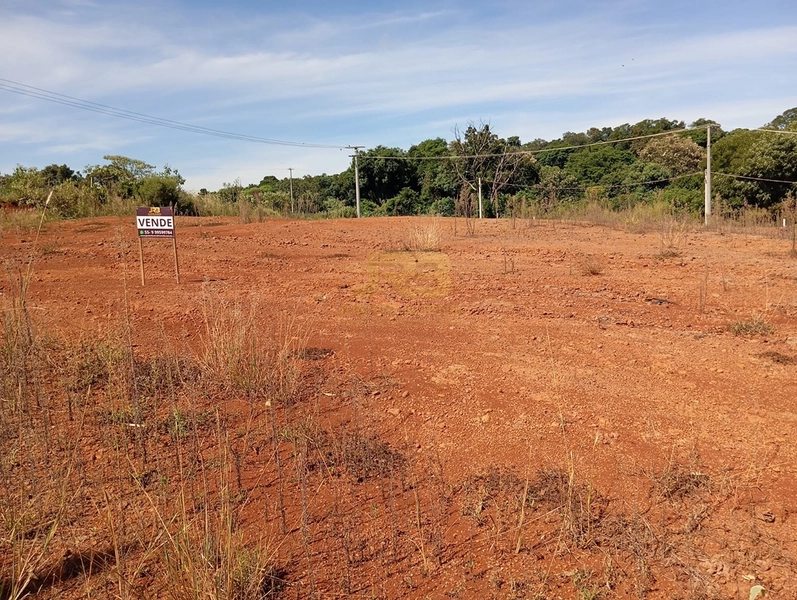 TERRENO À VENDA LOT. BELLA COLINA: 3ª foto da galeria de imagens do imóvel