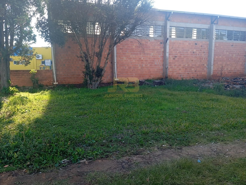 EXCELENTE TERRENO COM 1000m²: 2ª foto da galeria de imagens do imóvel