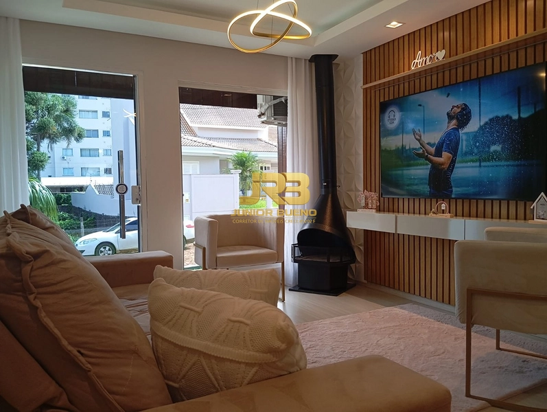 CHARNOSA CASA NO CENTRO: 11ª foto da galeria de imagens do imóvel