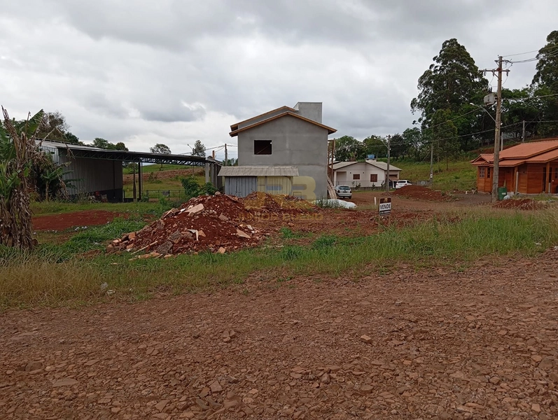 TERRENO DE ESQUINA 300m²: 8ª foto da galeria de imagens do imóvel