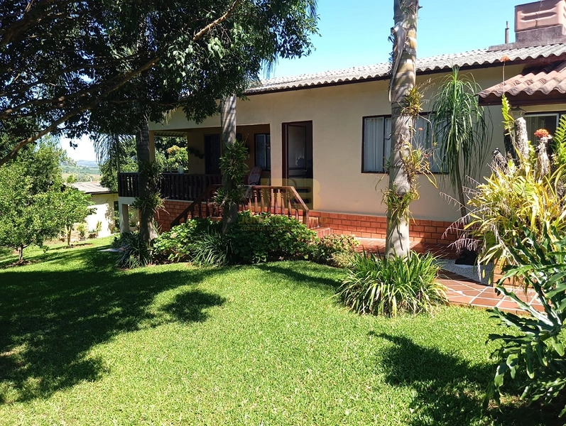 CASA À VENDA NA FLORES DA CUNHA: 3ª foto da galeria de imagens do imóvel