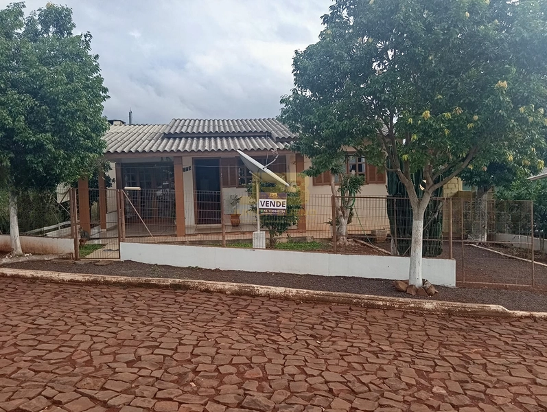 CASA COM 84m² E TERRENO COM 274M²: 4ª foto da galeria de imagens do imóvel