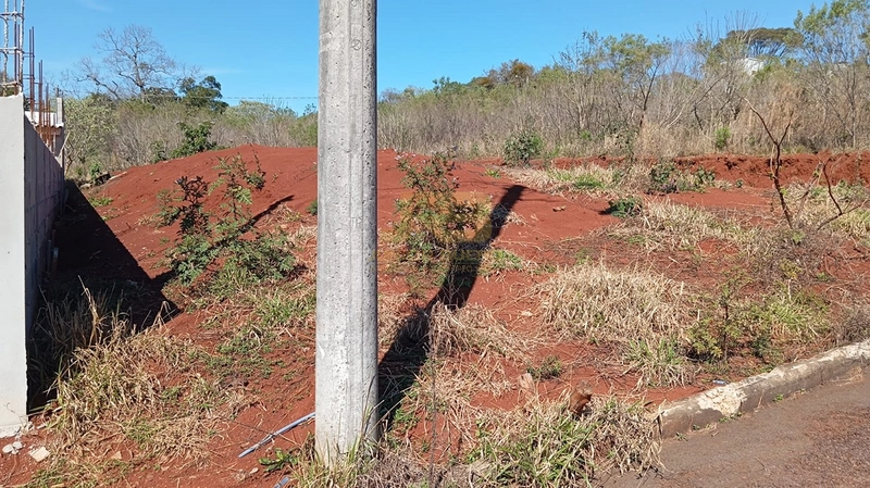 TERRENOS À VENDA LOT FIGUEIRAS: 3ª foto da galeria de imagens do imóvel