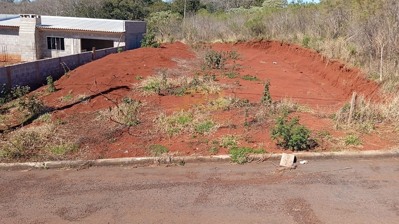 TERRENOS À VENDA LOT FIGUEIRAS: 1ª foto da galeria de imagens do imóvel