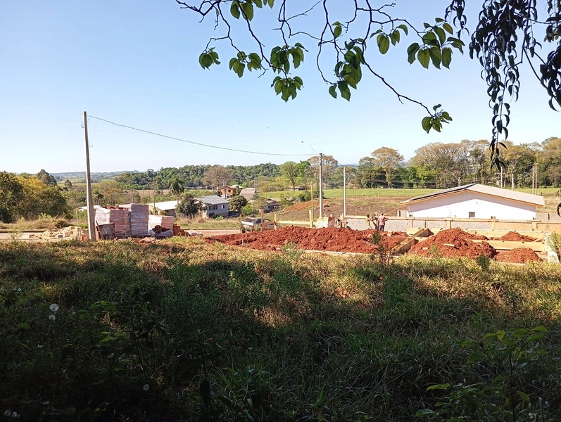 TERRENO NO LOT. CHEMIM: 2ª foto da galeria de imagens do imóvel