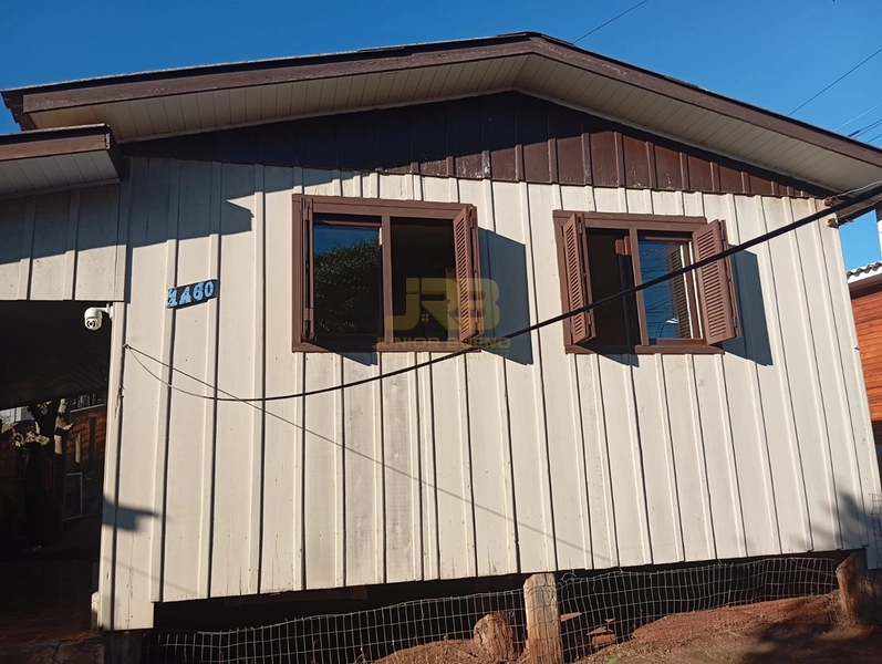 CASAS À VENDA  NO MESMO TERRENO: 3ª foto da galeria de imagens do imóvel