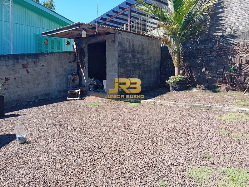 CASA MISTA À VENDA NO CENTRO: 10ª foto da galeria de imagens do imóvel