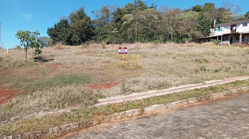 TERRENO LOT. CHEMIN: 3ª foto da galeria de imagens do imóvel