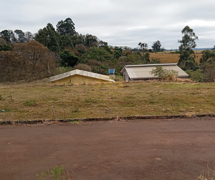 TERRENO LOT. FIGUEIRAS: 1ª foto da galeria de imagens do imóvel