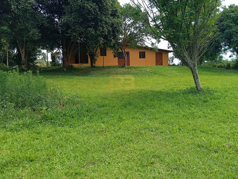 EXCELENTE CHÁCARA À VENDA: 9ª foto da galeria de imagens do imóvel