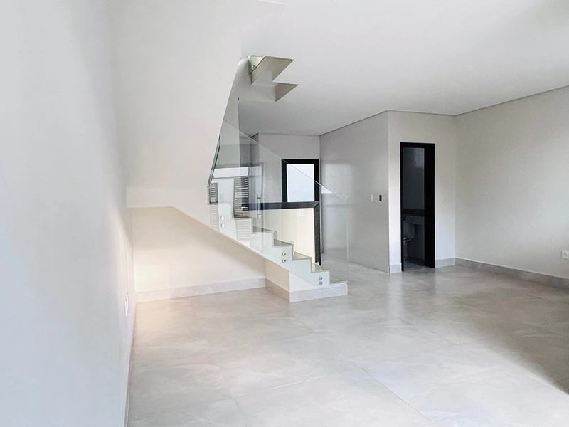 Viva a experiência de viver em harmonia, natureza e vizinhança tranquila.: 4ª foto da galeria de imagens do imóvel