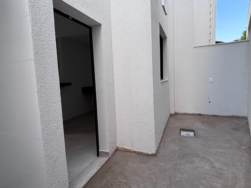 Viva a experiência de viver em harmonia, natureza e vizinhança tranquila.: 10ª foto da galeria de imagens do imóvel