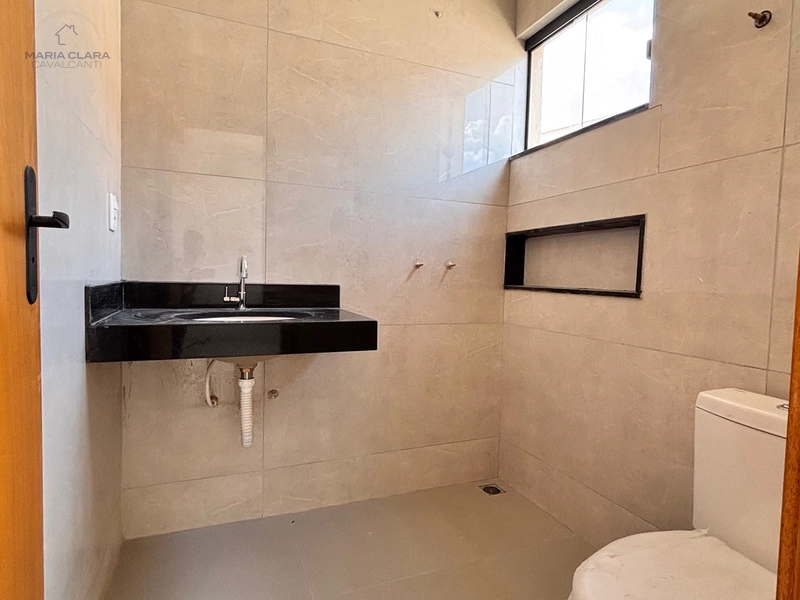 Uma casa linear pensada para viver e receber.: 32ª foto da galeria de imagens do imóvel