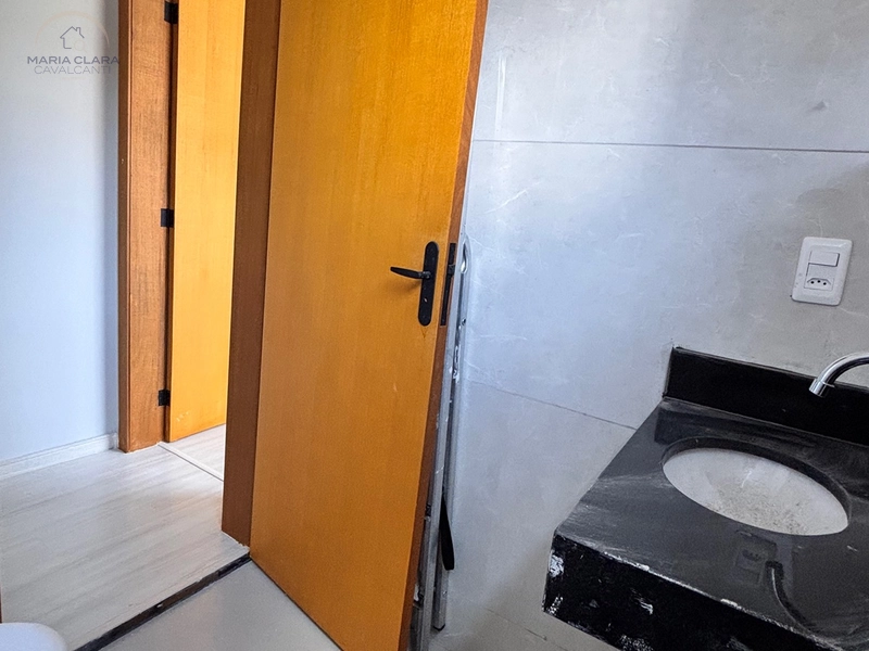 Uma casa linear pensada para viver e receber.: 16ª foto da galeria de imagens do imóvel