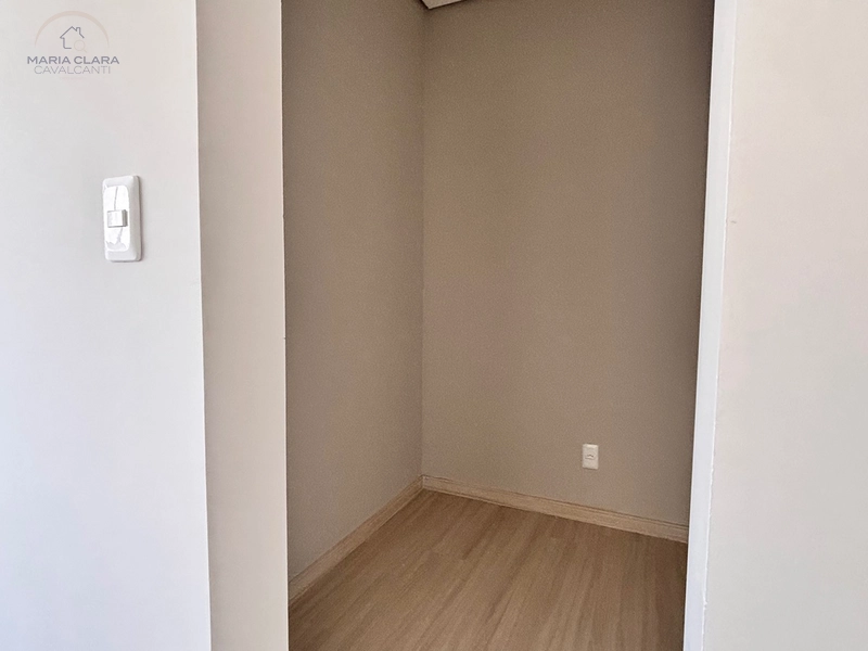 Uma casa linear pensada para viver e receber.: 33ª foto da galeria de imagens do imóvel